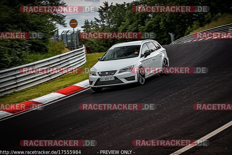 Bild #17555984 - Touristenfahrten Nürburgring Nordschleife (26.06.2022)