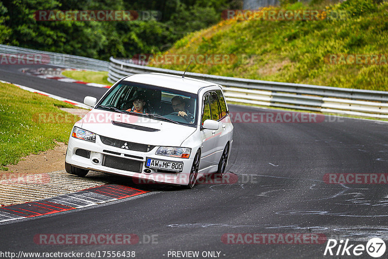 Bild #17556438 - Touristenfahrten Nürburgring Nordschleife (26.06.2022)