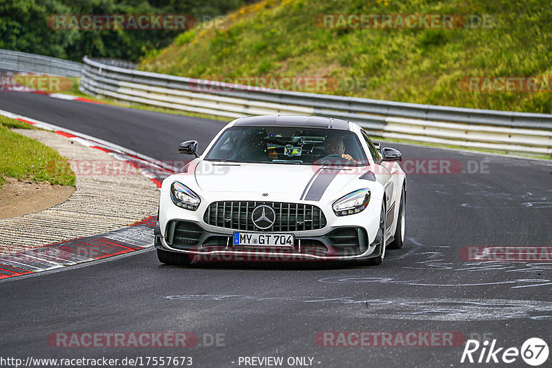 Bild #17557673 - Touristenfahrten Nürburgring Nordschleife (26.06.2022)