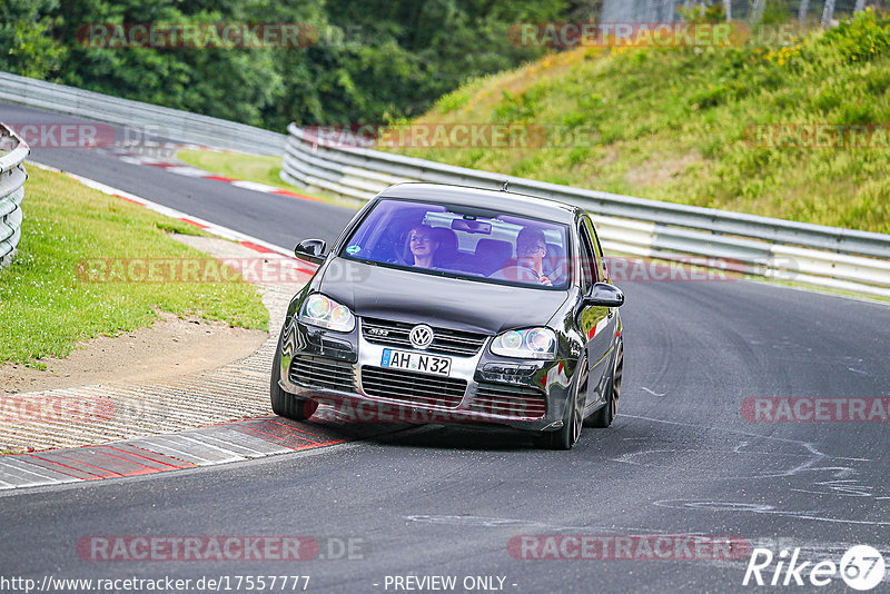 Bild #17557777 - Touristenfahrten Nürburgring Nordschleife (26.06.2022)