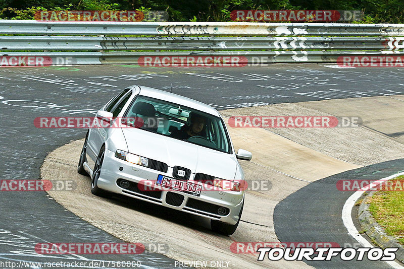 Bild #17560000 - Touristenfahrten Nürburgring Nordschleife (26.06.2022)