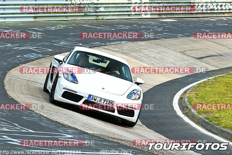 Bild #17562044 - Touristenfahrten Nürburgring Nordschleife (26.06.2022)