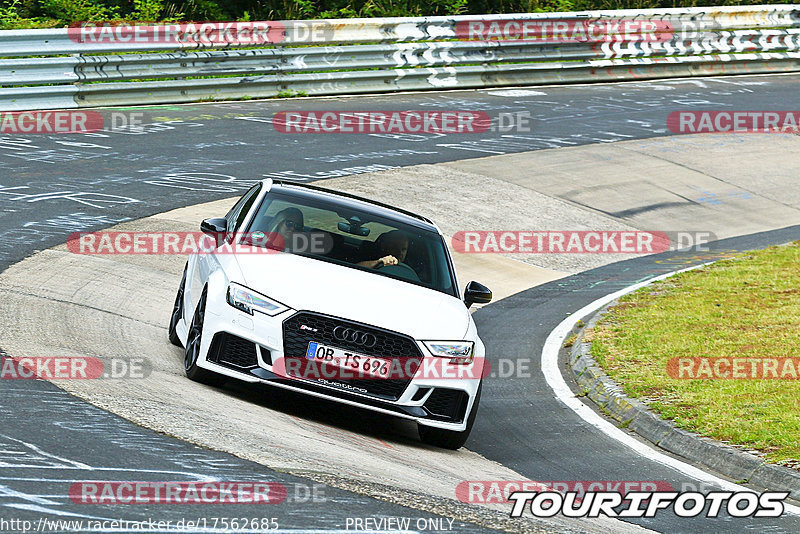 Bild #17562685 - Touristenfahrten Nürburgring Nordschleife (26.06.2022)