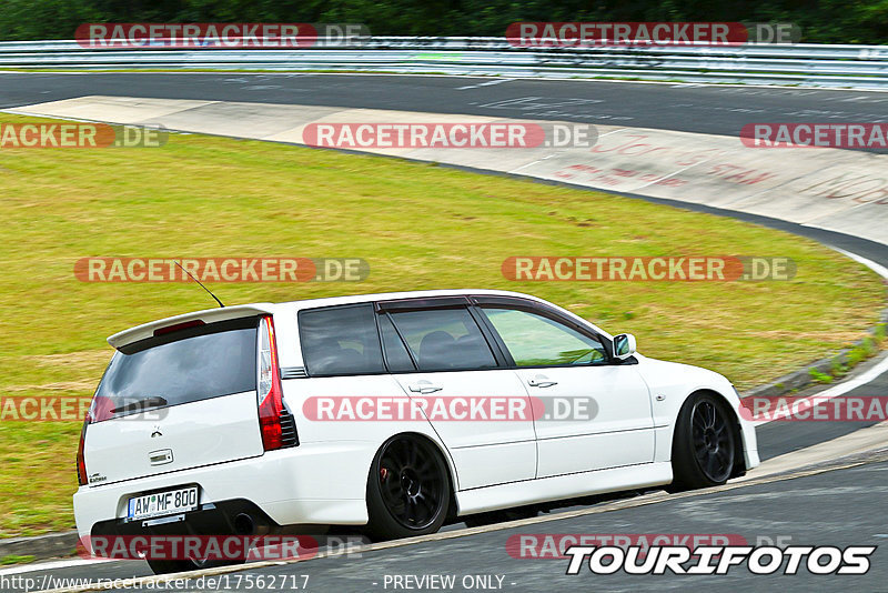 Bild #17562717 - Touristenfahrten Nürburgring Nordschleife (26.06.2022)