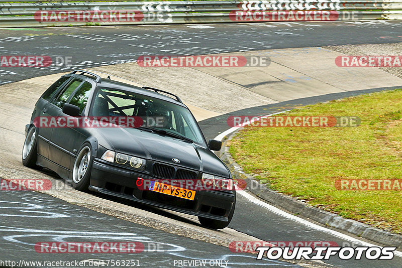 Bild #17563251 - Touristenfahrten Nürburgring Nordschleife (26.06.2022)