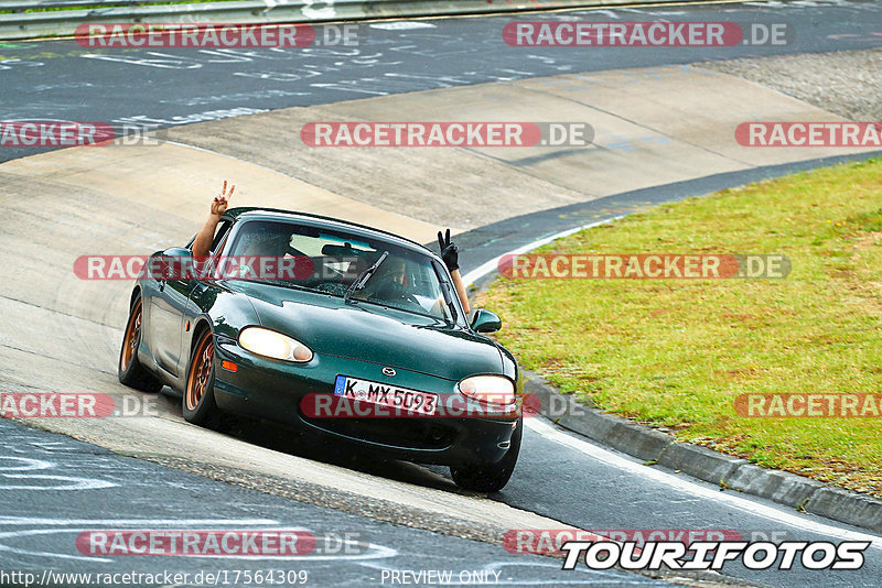 Bild #17564309 - Touristenfahrten Nürburgring Nordschleife (26.06.2022)