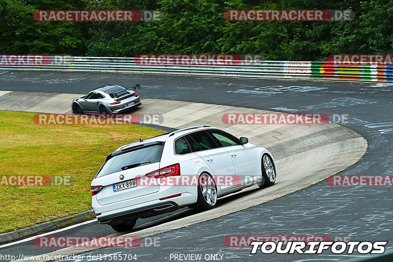 Bild #17565704 - Touristenfahrten Nürburgring Nordschleife (26.06.2022)