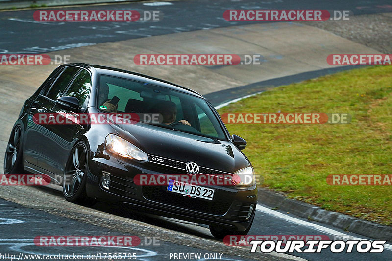 Bild #17565795 - Touristenfahrten Nürburgring Nordschleife (26.06.2022)