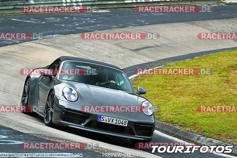 Bild #17565995 - Touristenfahrten Nürburgring Nordschleife (26.06.2022)