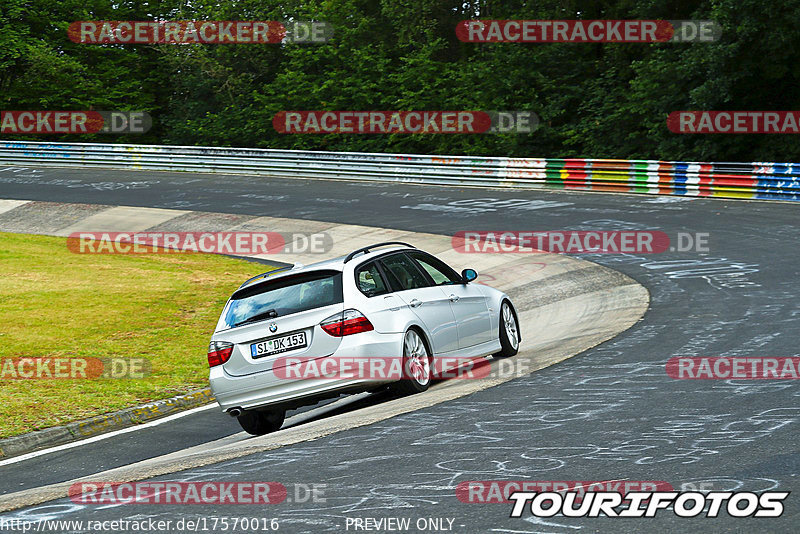 Bild #17570016 - Touristenfahrten Nürburgring Nordschleife (27.06.2022)