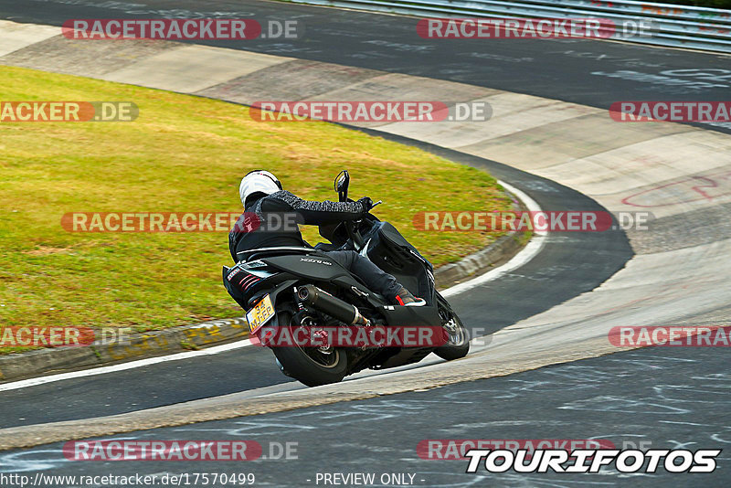 Bild #17570499 - Touristenfahrten Nürburgring Nordschleife (27.06.2022)