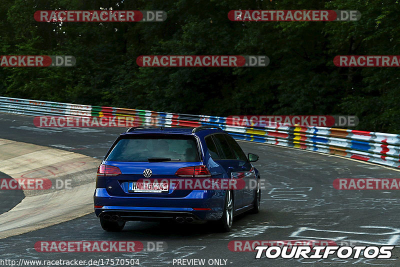 Bild #17570504 - Touristenfahrten Nürburgring Nordschleife (27.06.2022)