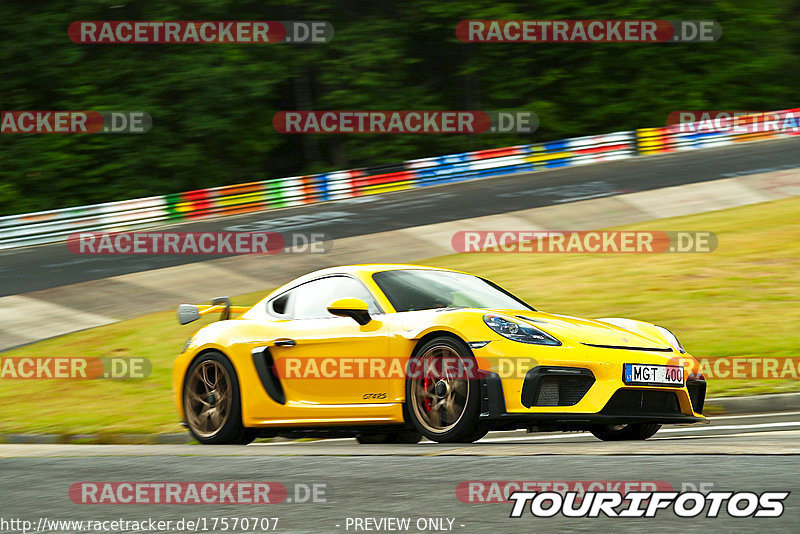 Bild #17570707 - Touristenfahrten Nürburgring Nordschleife (27.06.2022)