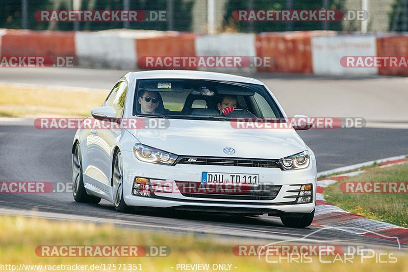 Bild #17571351 - Touristenfahrten Nürburgring Nordschleife (28.06.2022)