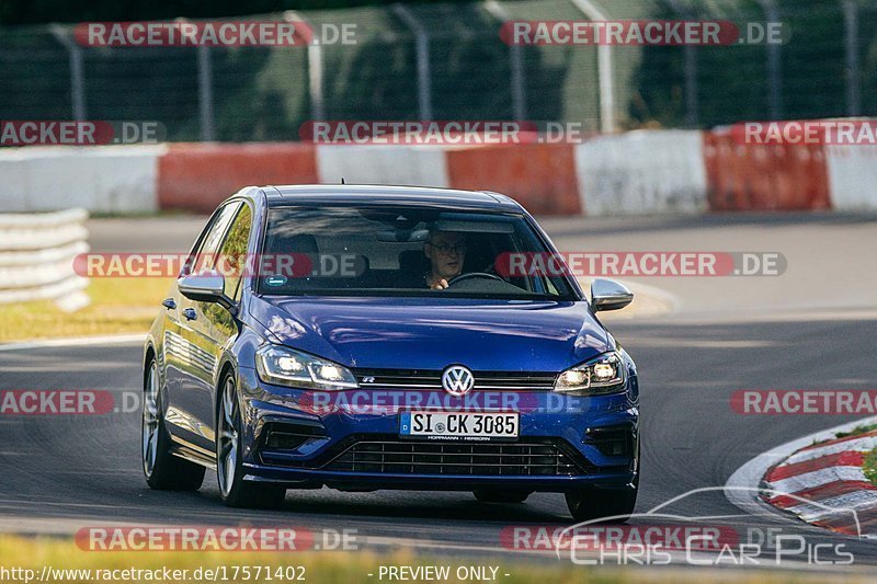 Bild #17571402 - Touristenfahrten Nürburgring Nordschleife (28.06.2022)