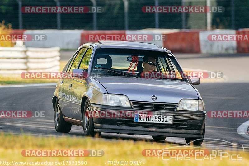 Bild #17571590 - Touristenfahrten Nürburgring Nordschleife (28.06.2022)