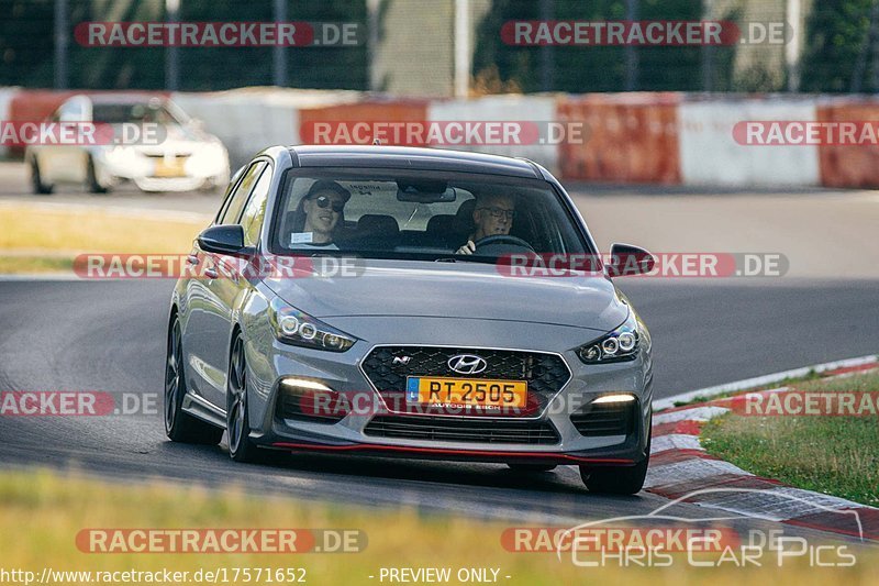 Bild #17571652 - Touristenfahrten Nürburgring Nordschleife (28.06.2022)