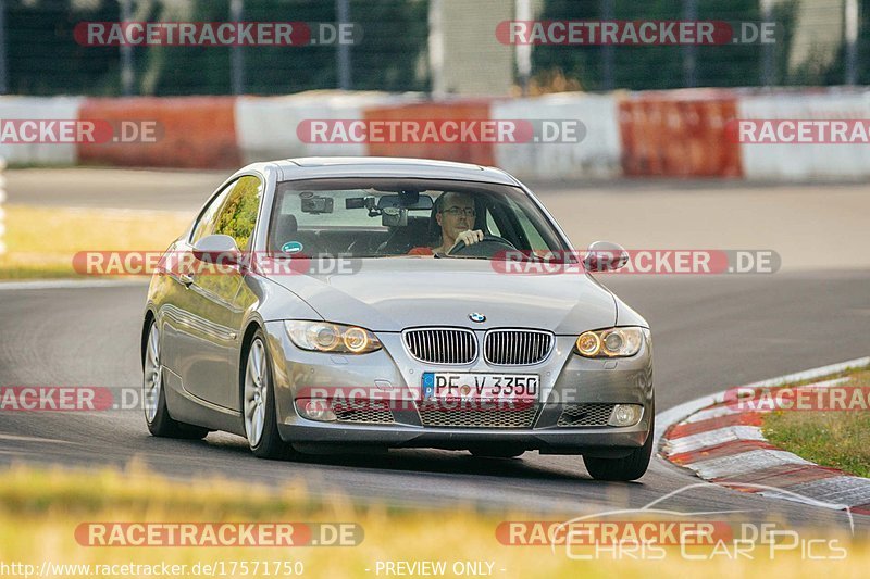 Bild #17571750 - Touristenfahrten Nürburgring Nordschleife (28.06.2022)