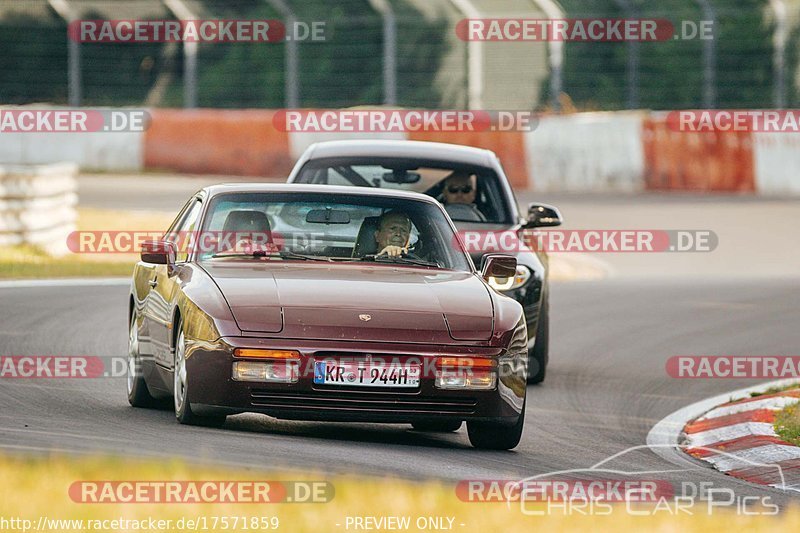 Bild #17571859 - Touristenfahrten Nürburgring Nordschleife (28.06.2022)