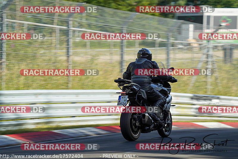 Bild #17572404 - Touristenfahrten Nürburgring Nordschleife (28.06.2022)