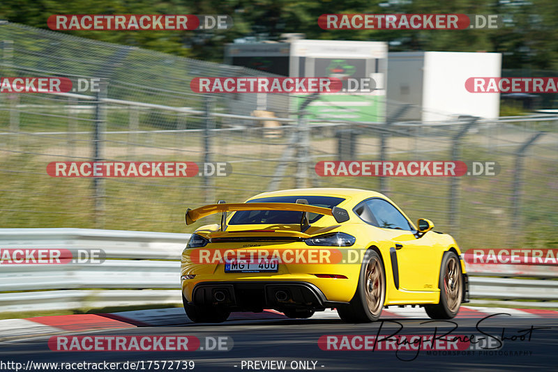 Bild #17572739 - Touristenfahrten Nürburgring Nordschleife (28.06.2022)