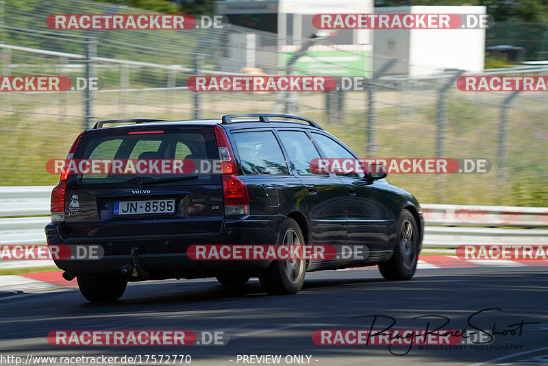 Bild #17572770 - Touristenfahrten Nürburgring Nordschleife (28.06.2022)