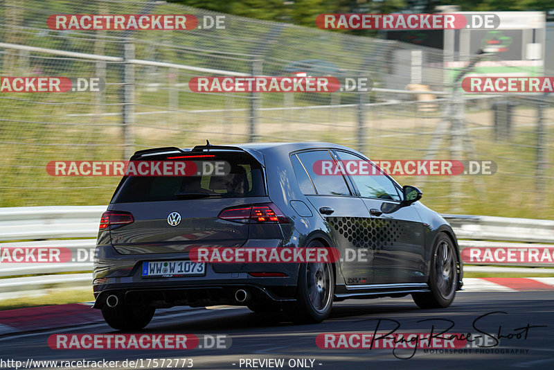 Bild #17572773 - Touristenfahrten Nürburgring Nordschleife (28.06.2022)