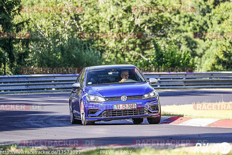 Bild #17573027 - Touristenfahrten Nürburgring Nordschleife (28.06.2022)