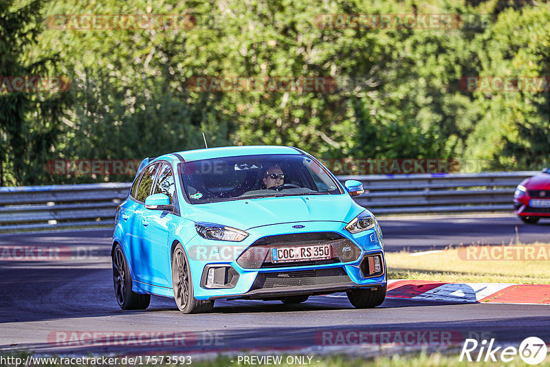 Bild #17573593 - Touristenfahrten Nürburgring Nordschleife (28.06.2022)