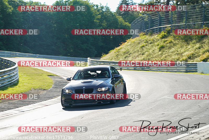 Bild #17573796 - Touristenfahrten Nürburgring Nordschleife (28.06.2022)