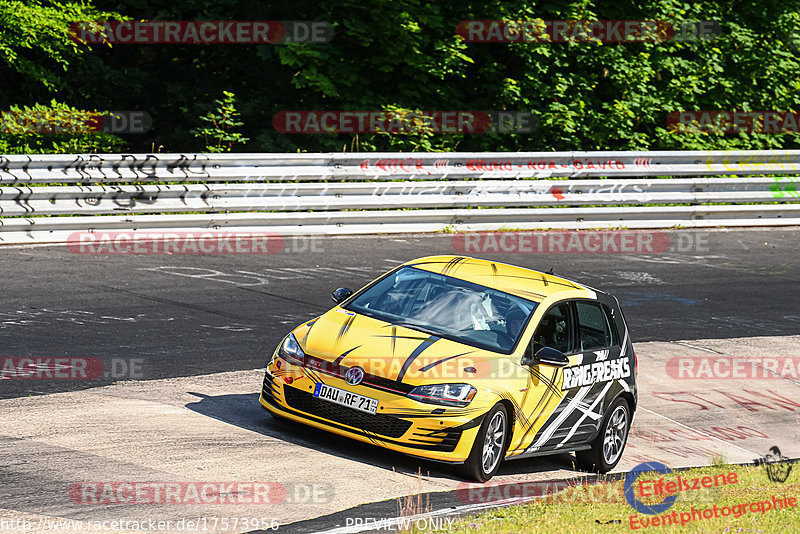 Bild #17573956 - Touristenfahrten Nürburgring Nordschleife (28.06.2022)