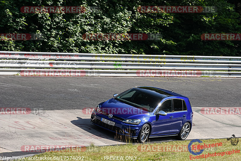 Bild #17574092 - Touristenfahrten Nürburgring Nordschleife (28.06.2022)