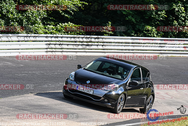 Bild #17574095 - Touristenfahrten Nürburgring Nordschleife (28.06.2022)