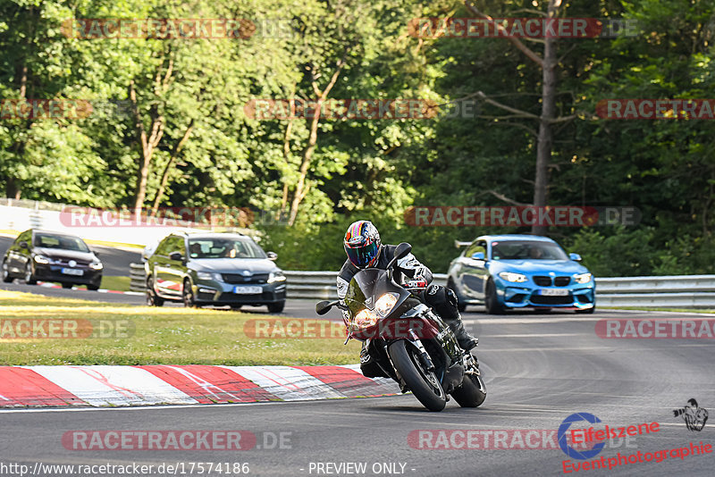 Bild #17574186 - Touristenfahrten Nürburgring Nordschleife (28.06.2022)