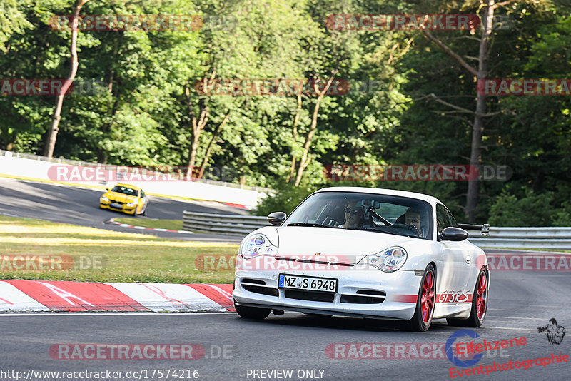 Bild #17574216 - Touristenfahrten Nürburgring Nordschleife (28.06.2022)