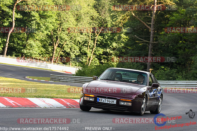 Bild #17574492 - Touristenfahrten Nürburgring Nordschleife (28.06.2022)