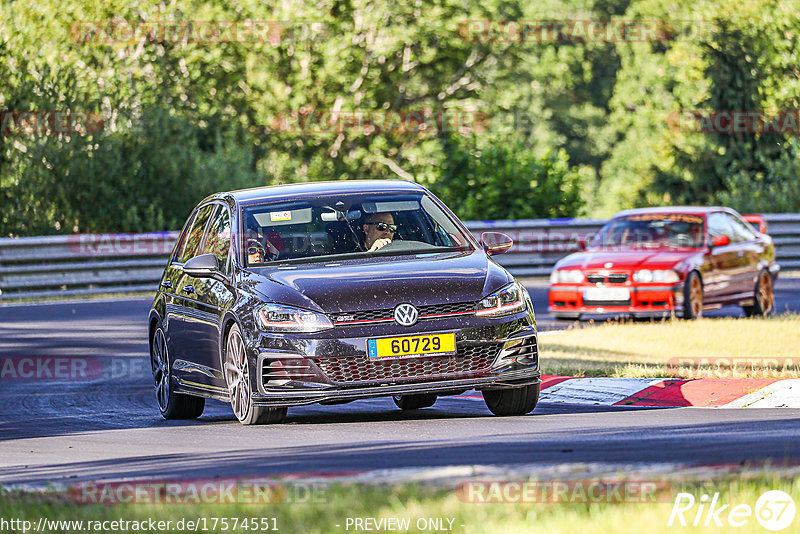 Bild #17574551 - Touristenfahrten Nürburgring Nordschleife (28.06.2022)