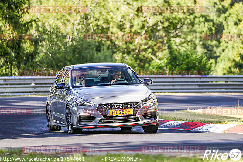 Bild #17574661 - Touristenfahrten Nürburgring Nordschleife (28.06.2022)