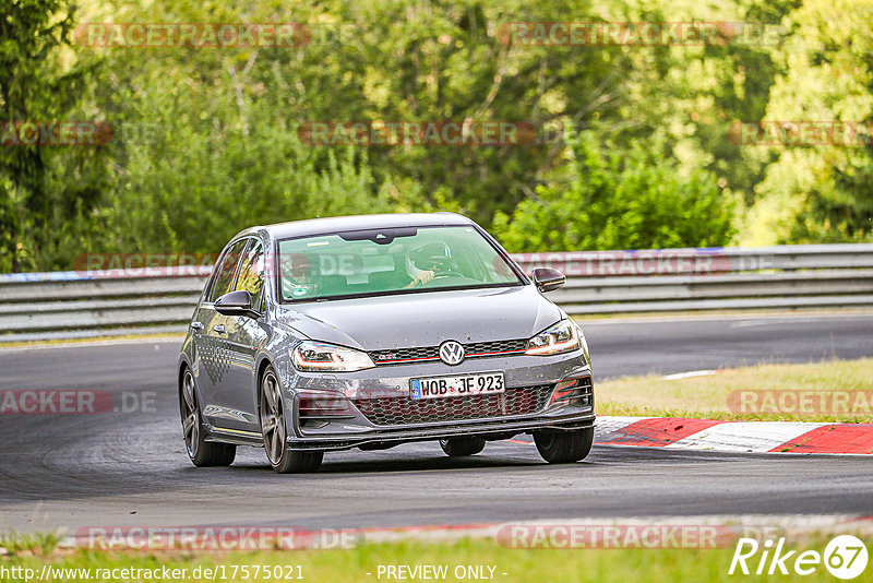 Bild #17575021 - Touristenfahrten Nürburgring Nordschleife (28.06.2022)