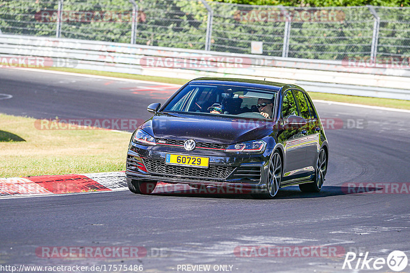 Bild #17575486 - Touristenfahrten Nürburgring Nordschleife (28.06.2022)