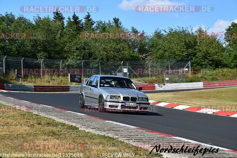 Bild #17575686 - Touristenfahrten Nürburgring Nordschleife (28.06.2022)