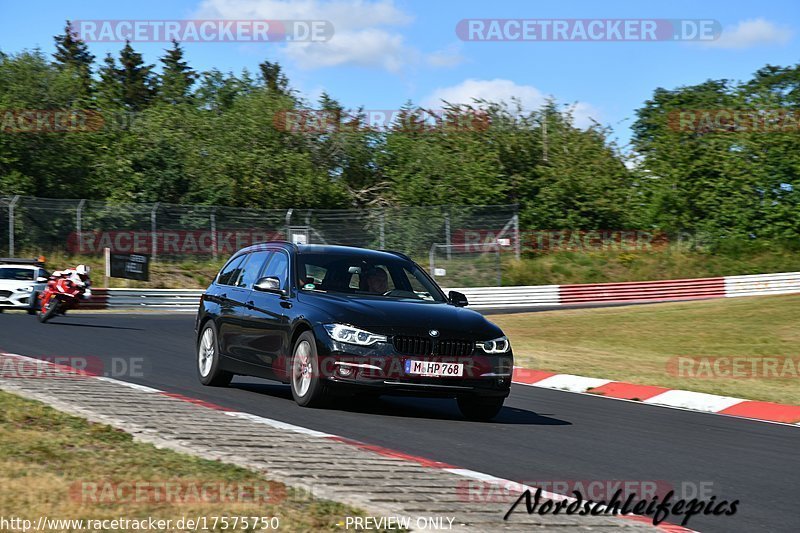 Bild #17575750 - Touristenfahrten Nürburgring Nordschleife (28.06.2022)