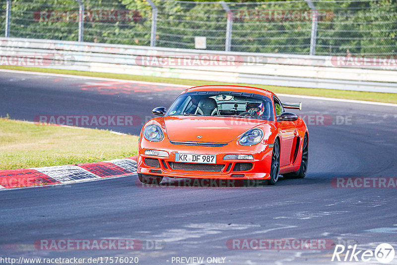 Bild #17576020 - Touristenfahrten Nürburgring Nordschleife (28.06.2022)