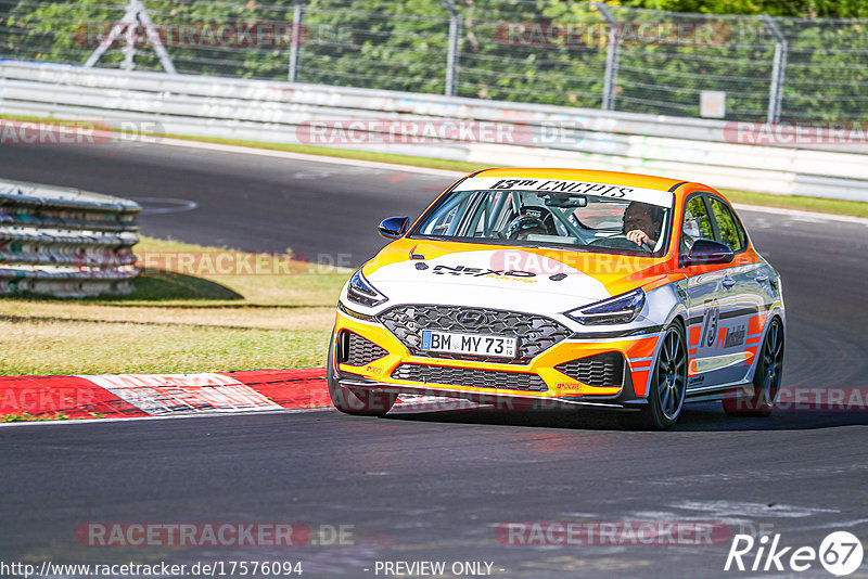 Bild #17576094 - Touristenfahrten Nürburgring Nordschleife (28.06.2022)