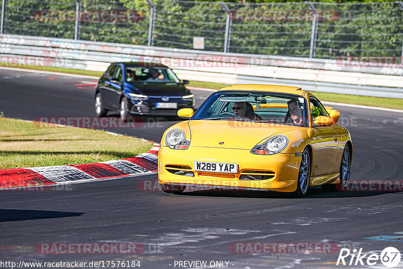 Bild #17576184 - Touristenfahrten Nürburgring Nordschleife (28.06.2022)