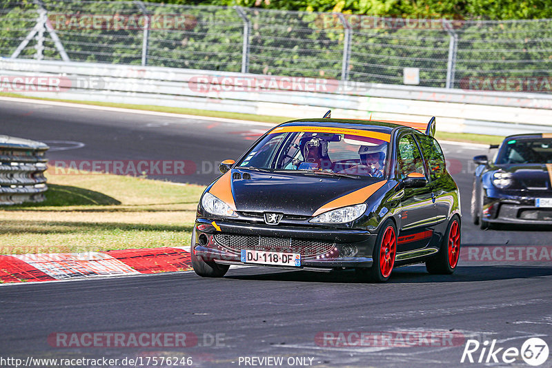 Bild #17576246 - Touristenfahrten Nürburgring Nordschleife (28.06.2022)