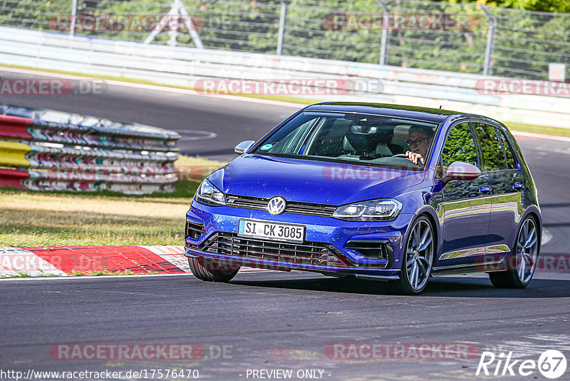 Bild #17576470 - Touristenfahrten Nürburgring Nordschleife (28.06.2022)