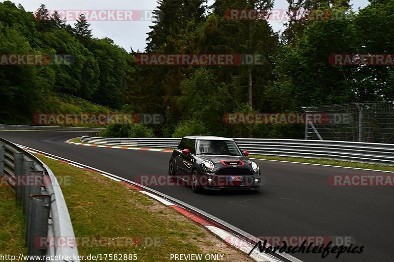 Bild #17582885 - Touristenfahrten Nürburgring Nordschleife (30.06.2022)