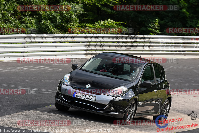 Bild #17583505 - Touristenfahrten Nürburgring Nordschleife (30.06.2022)