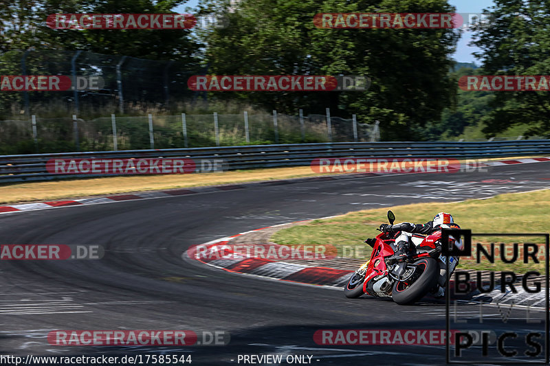 Bild #17585544 - Touristenfahrten Nürburgring Nordschleife (30.06.2022)